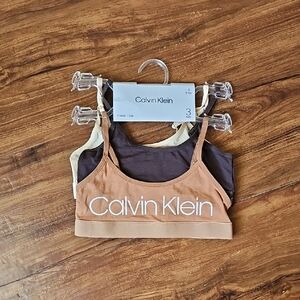 NWT Calvin Klein Girls 3-pack Logo Bra Set Size S 6-6X